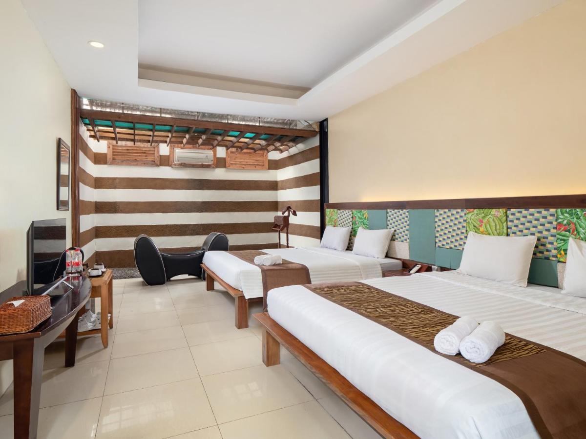 The Village Resort Богор Екстериор снимка