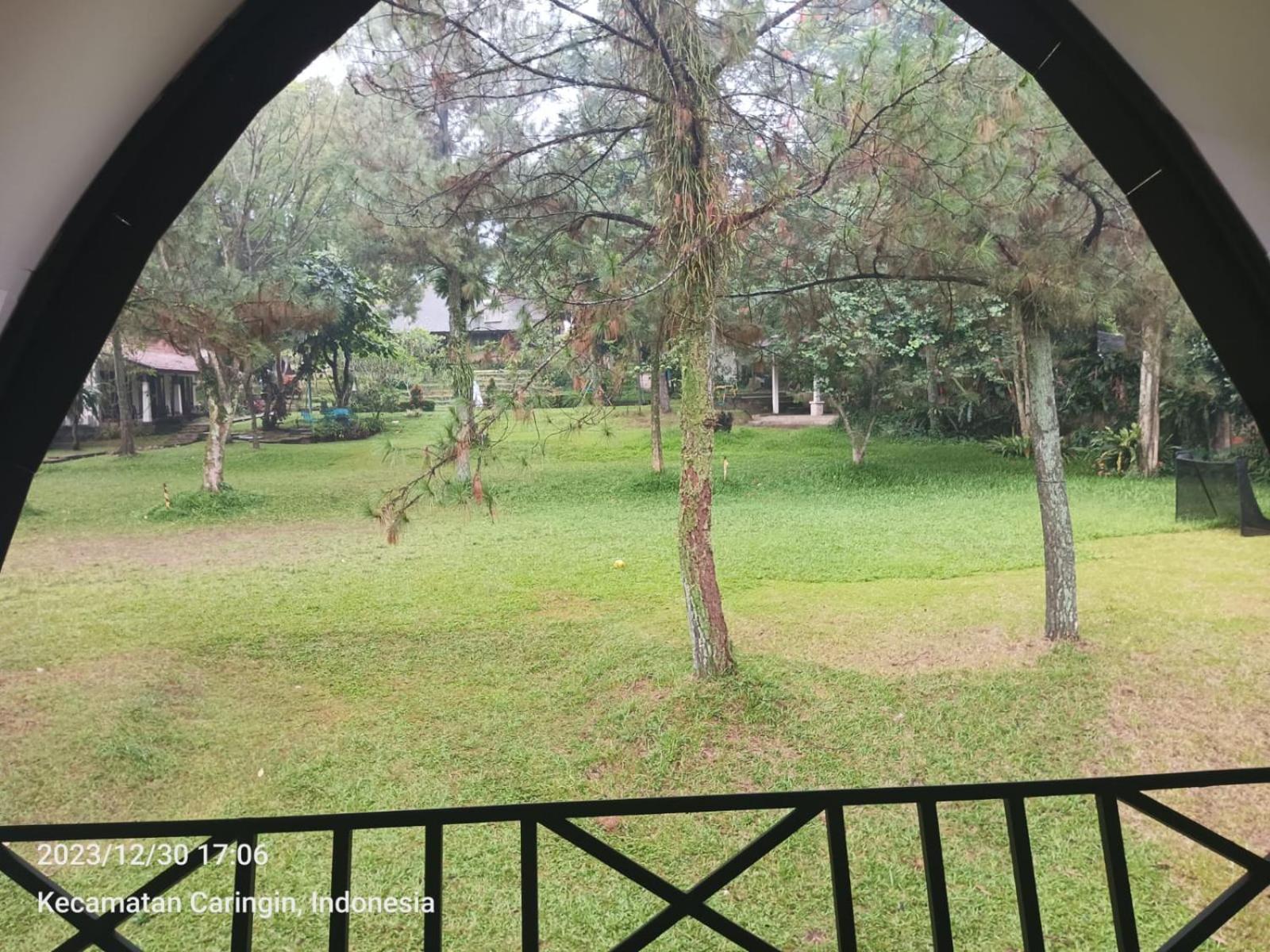 The Village Resort Богор Екстериор снимка