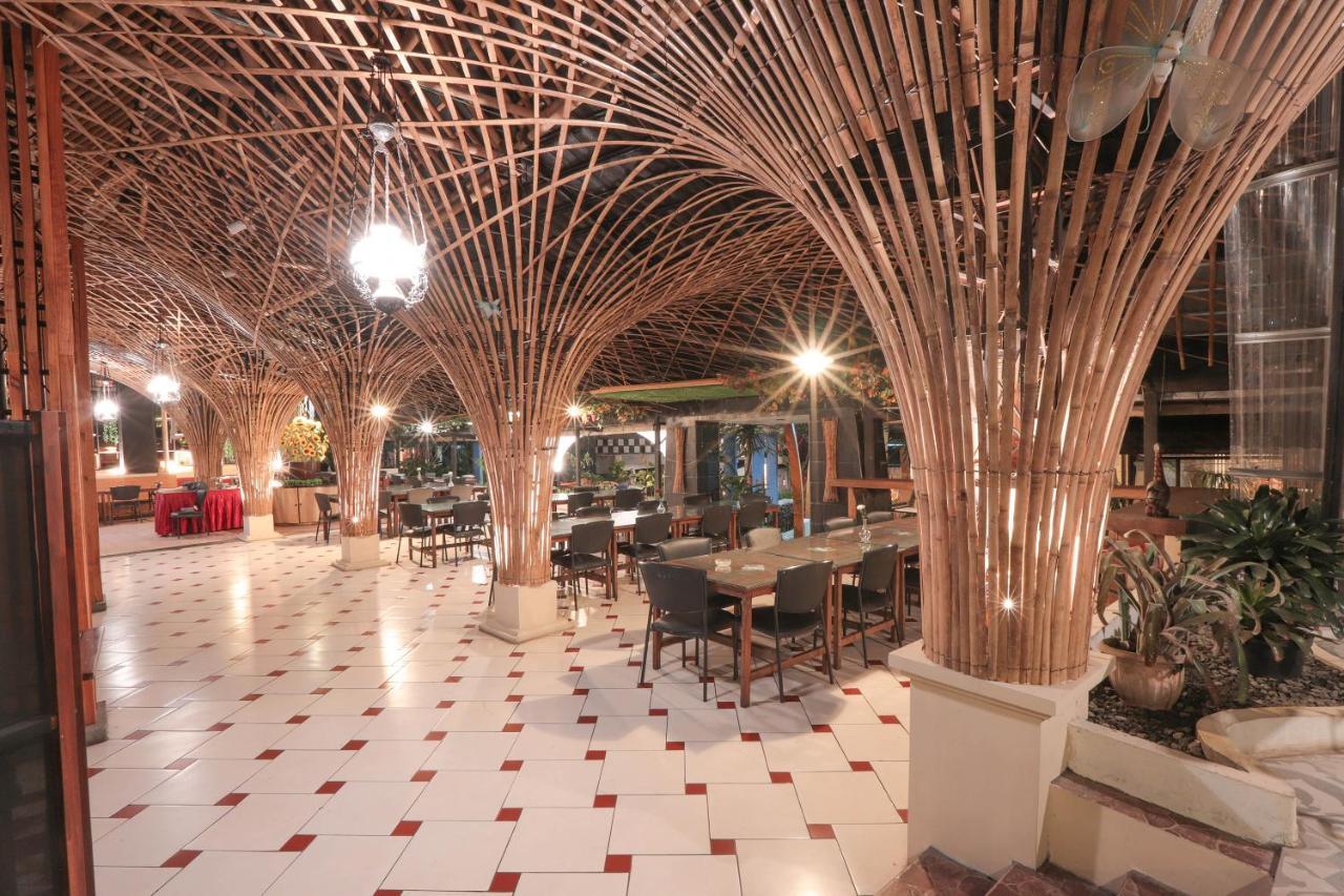 The Village Resort Богор Екстериор снимка
